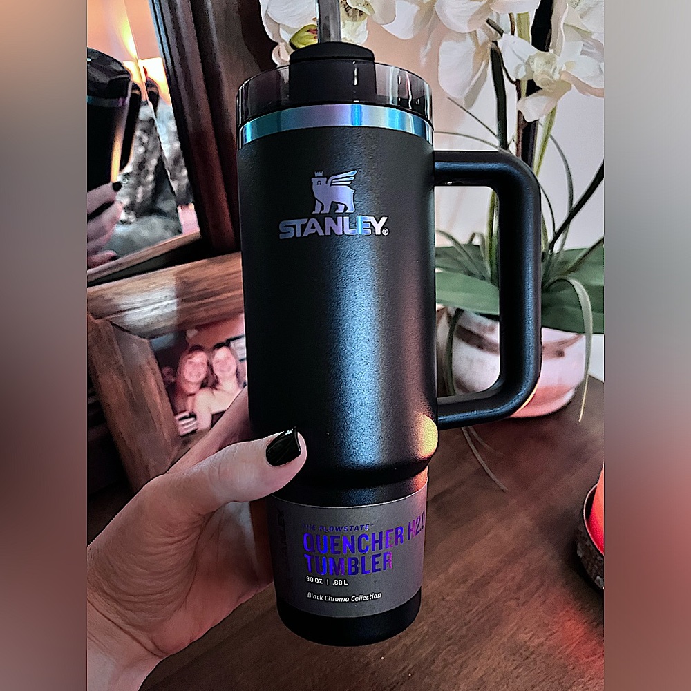 STANLEY BLACK CHROMA 30oz.